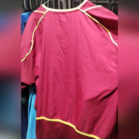 2002 Portugal Jersey - Picture 7 of 7